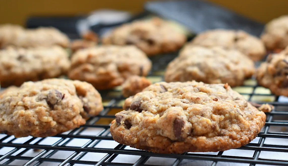 Neiman Marcus' Oatmeal Raisin Cookies Recipe 
