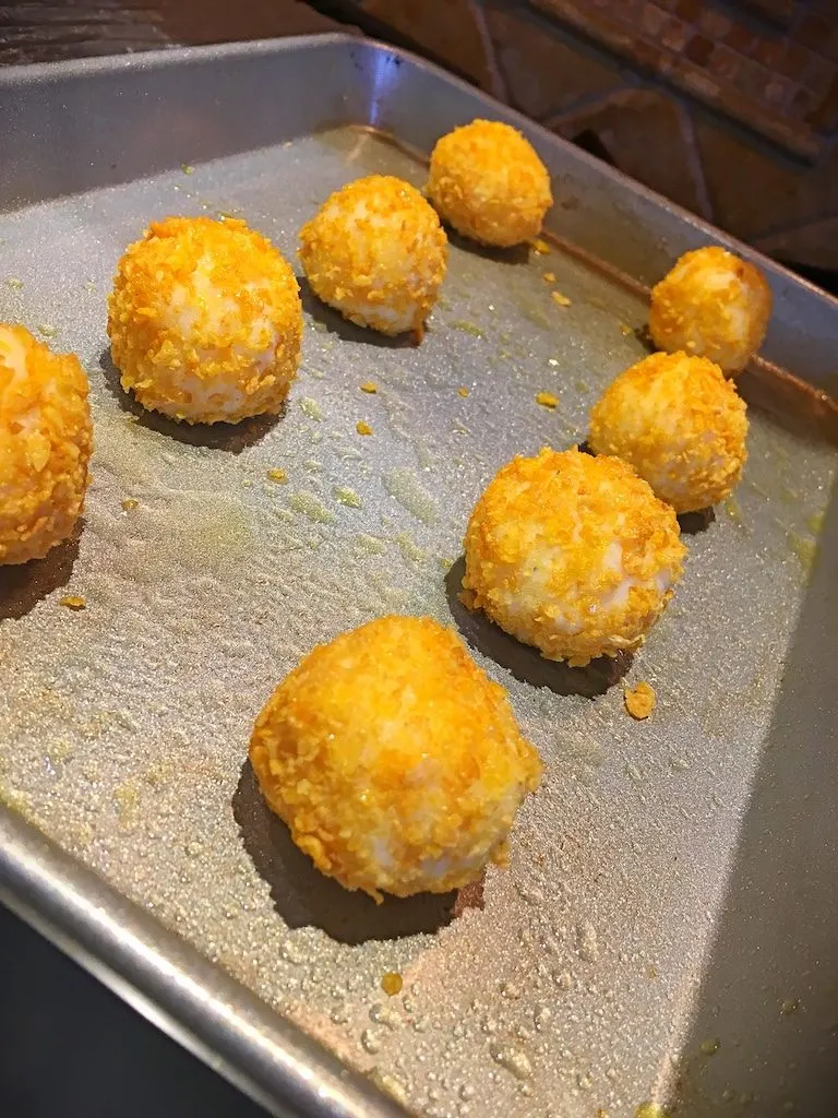 baked-cheddar-potato-puff-balls