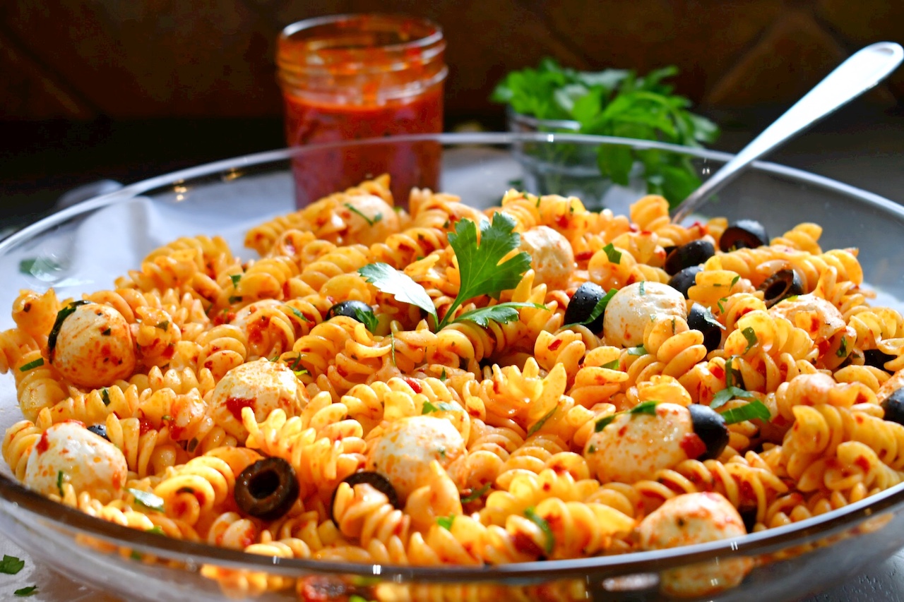 Pasta Salad with Roasted Red Pepper Dressing